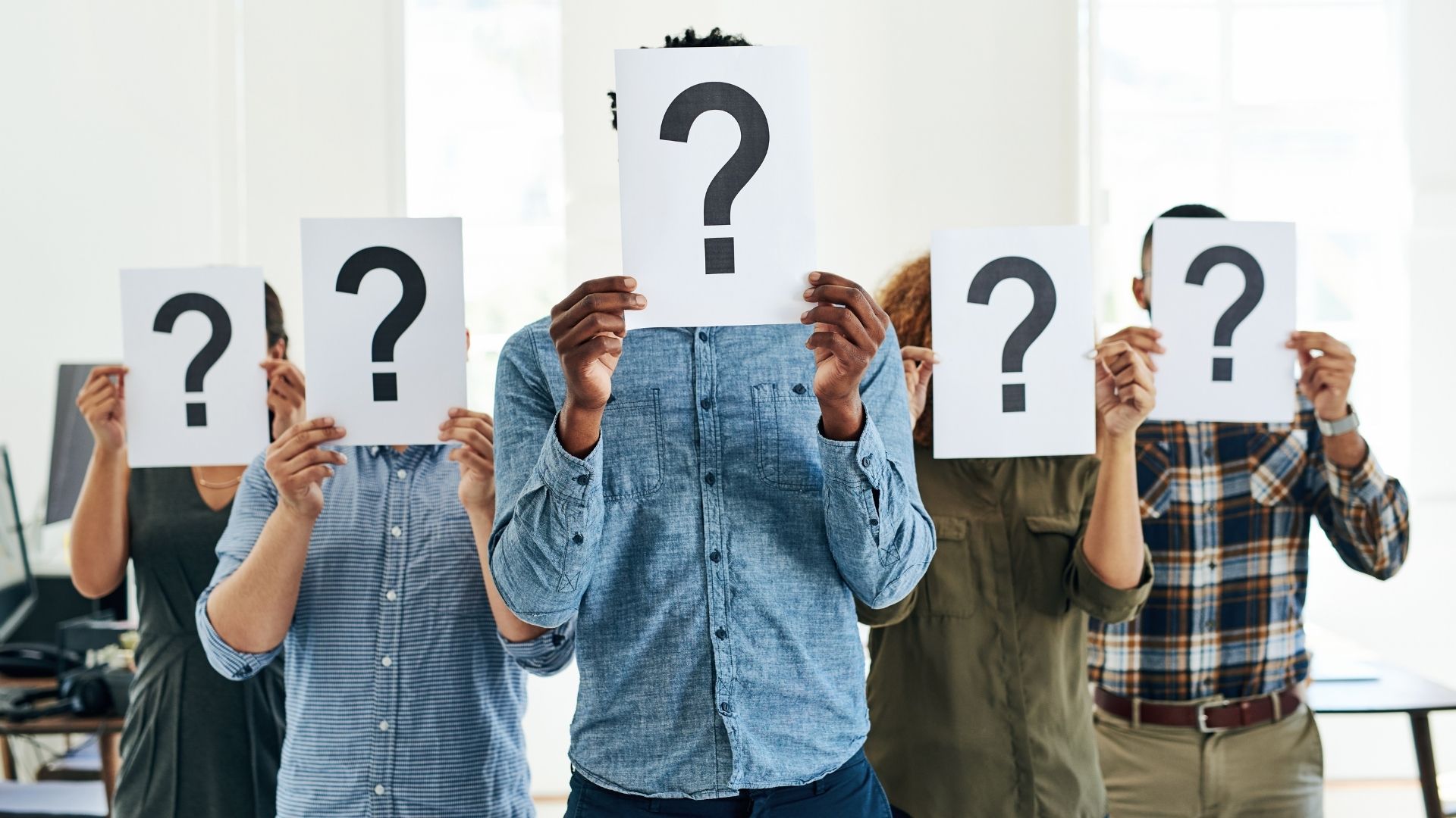 Gruppo di persone in cerca di lavoro